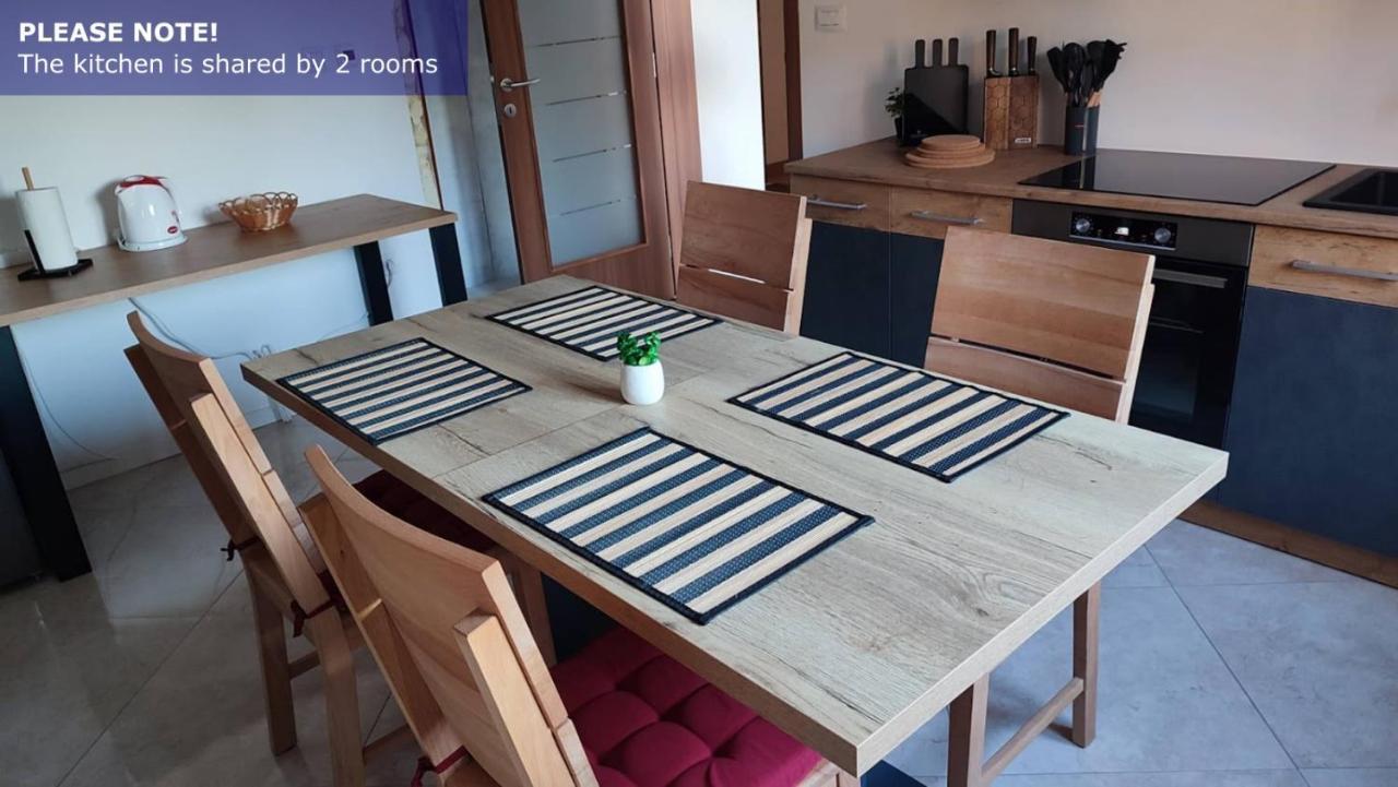 Amaryllis Residence, Apartment Diana & Deluxe Rooms With Shared Kitchen ヴェリ・ロシニュ エクステリア 写真